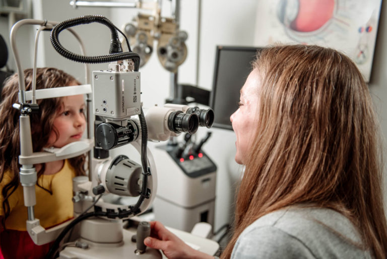 Roseville Eye Associates – We see eye care differently.